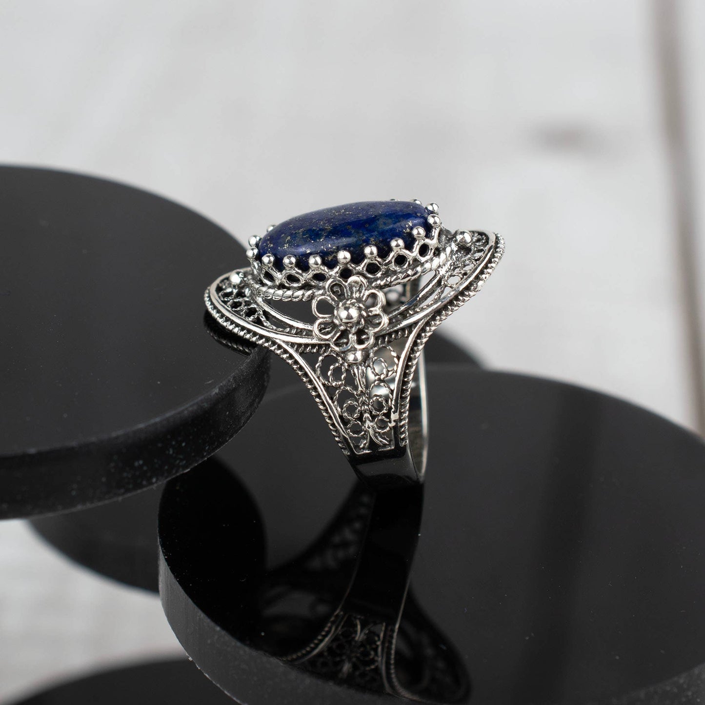 Lapis Lazuli Gemstone Women Sterling Silver Ring: Lapis Lazuli / 9