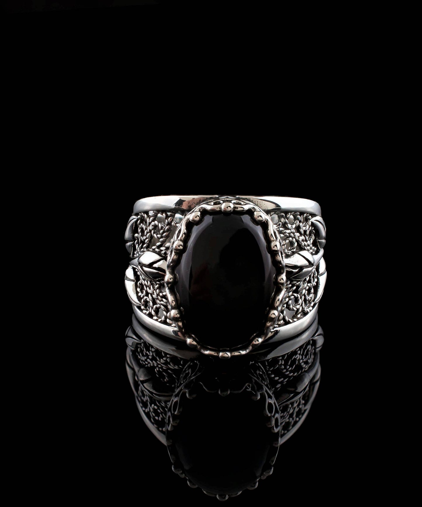 Filigree Art Black Onyx Gemstone Tulip Detailed Women Sterling Silver Statement Ring: Black Onyx / 8