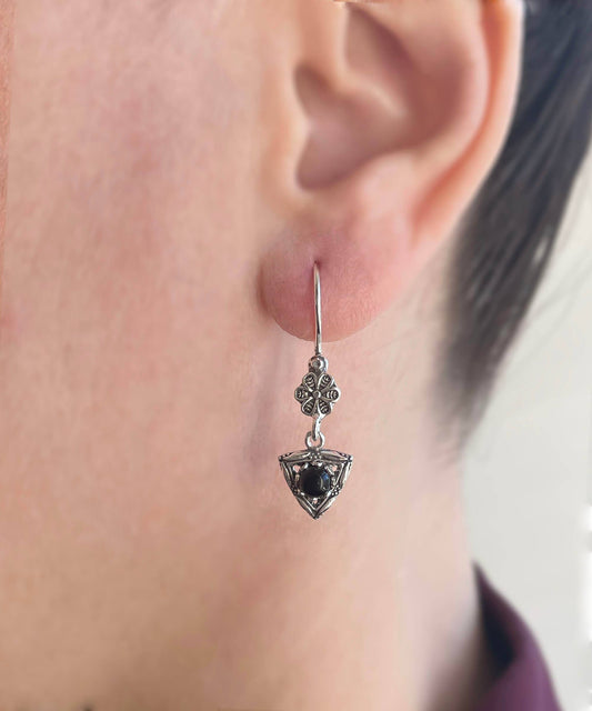 Sterling Silver  Art Gemstone Dangle Women Triangle Earrings: Black Onyx